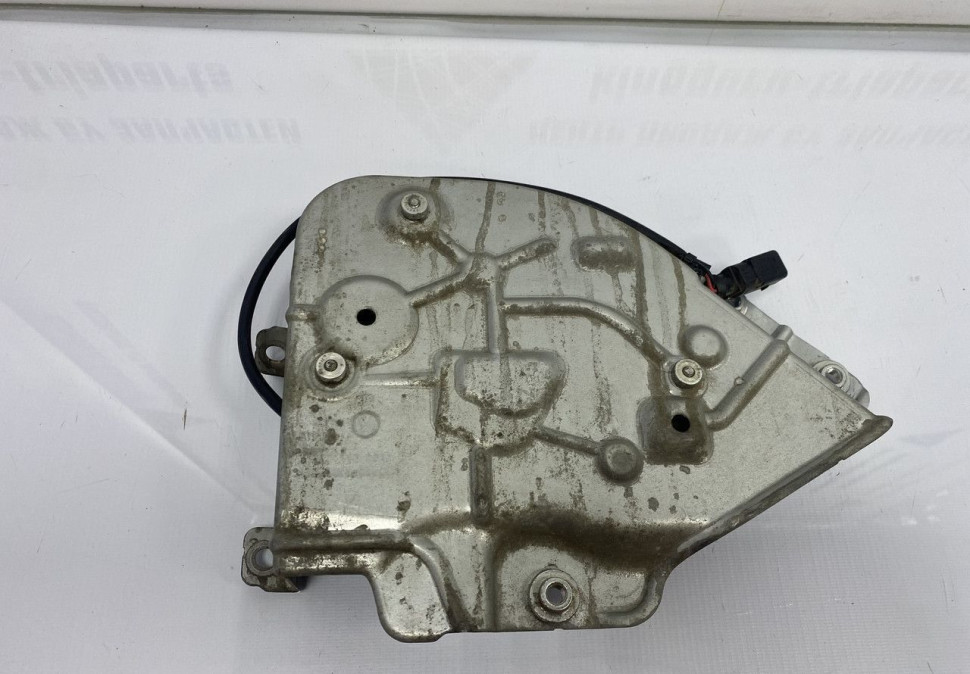 Замок задней левой электрический Volkswagen Caddy 3 2003 OEM 2K0827201 Замок задней левой электрический Volkswagen Caddy 3 2003 OEM 2K0827201