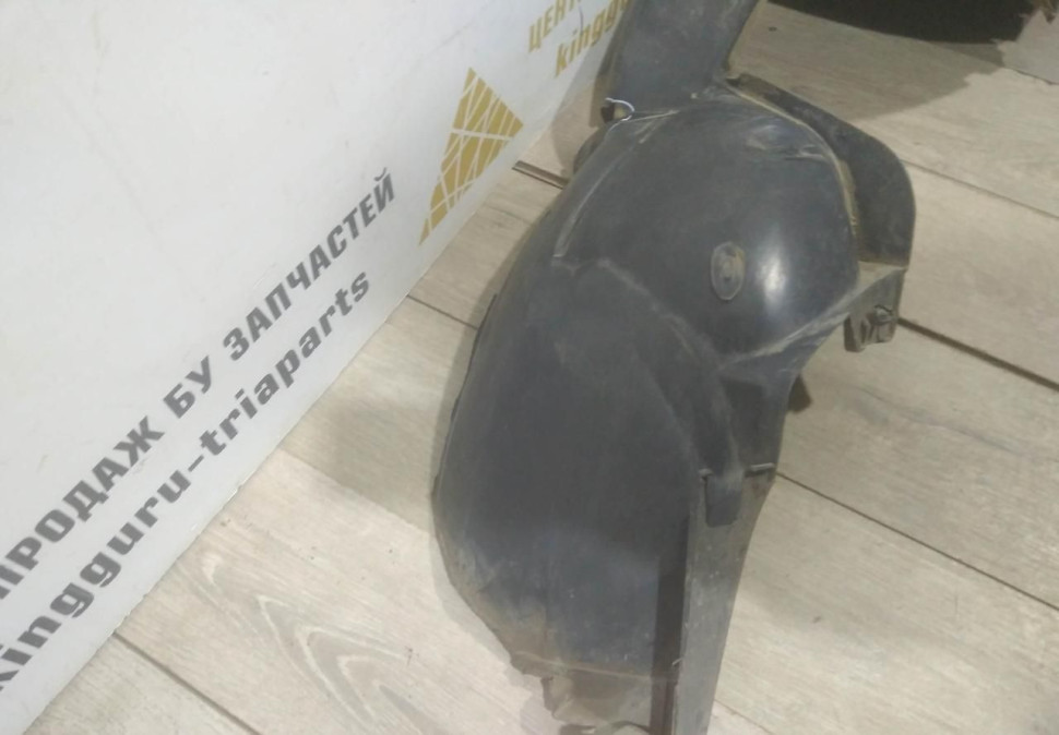 Подкрылок передний правый бу Renault Logan 1 OEM 638402115R