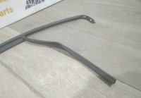 Уплотнитель стекла двери задний правый бу Skoda Octavia A7 OEM 5E5839431