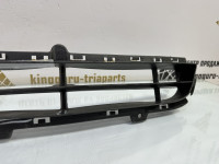 Решетка переднего бампера Hyundai Santa Fe 3 дорестайлинг 2012 OEM 865612W000