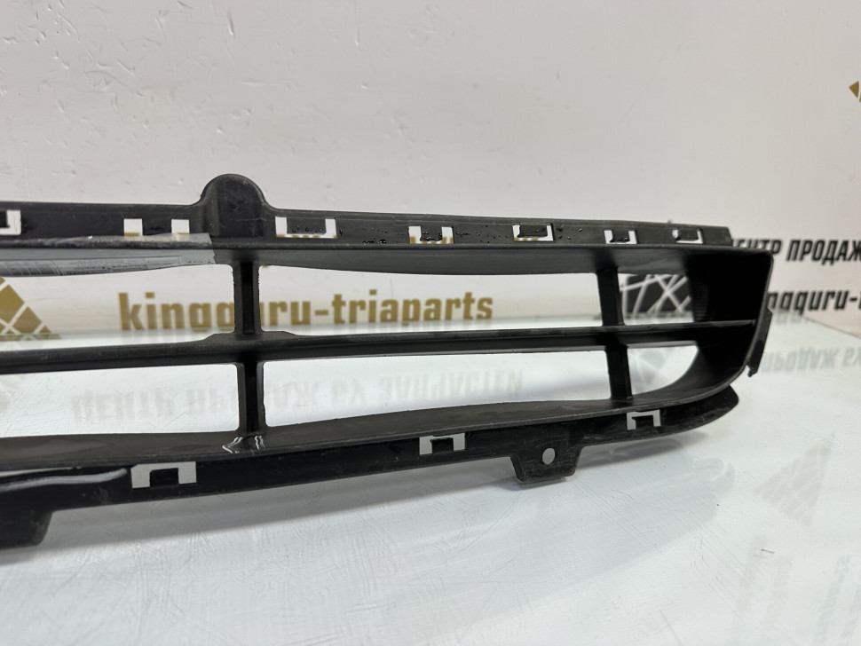 Решетка переднего бампера Hyundai Santa Fe 3 дорестайлинг 2012 OEM 865612W000 Решетка переднего бампера Hyundai Santa Fe 3 дорестайлинг 2012 OEM 865612W000