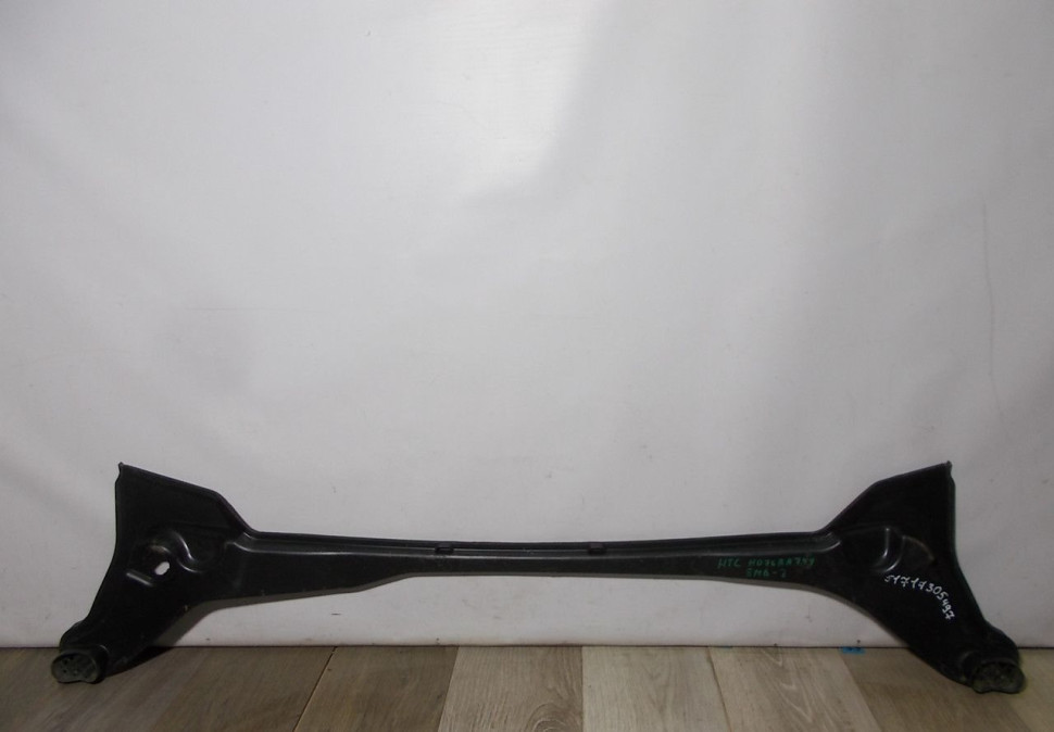 Обивка жабо бу BMW 2 F45 OEM 51717305497 Обивка жабо бу BMW 2 F45 OEM 51717305497