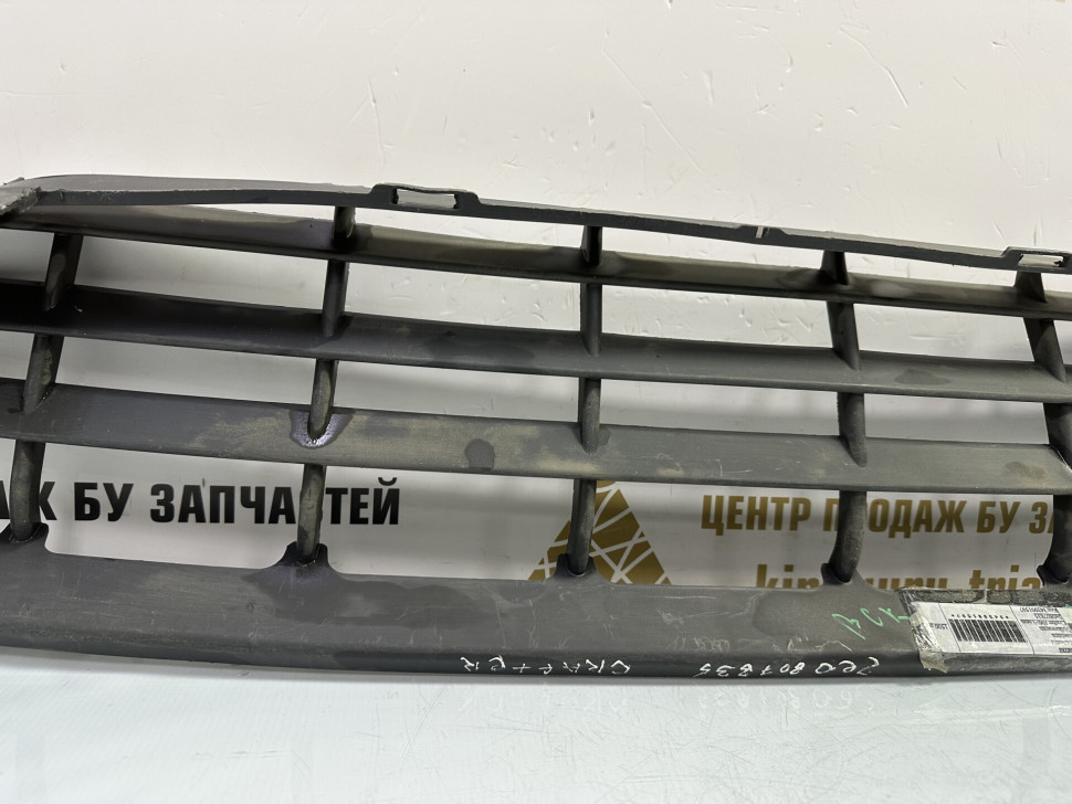 Решетка переднего бампера Volkswagen Crafter 1 2006 OEM 2E0807835 Решетка переднего бампера Volkswagen Crafter 1 2006 OEM 2E0807835