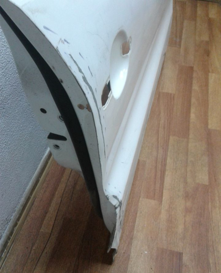 Дверь передняя правая Volkswagen Tiguan (11-16) вмятины