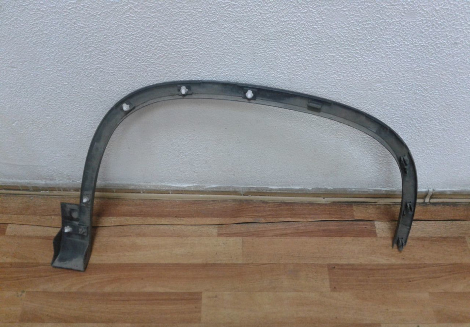 Расширитель арки крыла передний левый Volkswagen Tiguan (11-16) oem 5n0854731