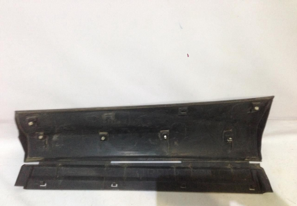 Молдинг задней правой двери Toyota RAV4 xa40 oem  7507842020 (скл-3)