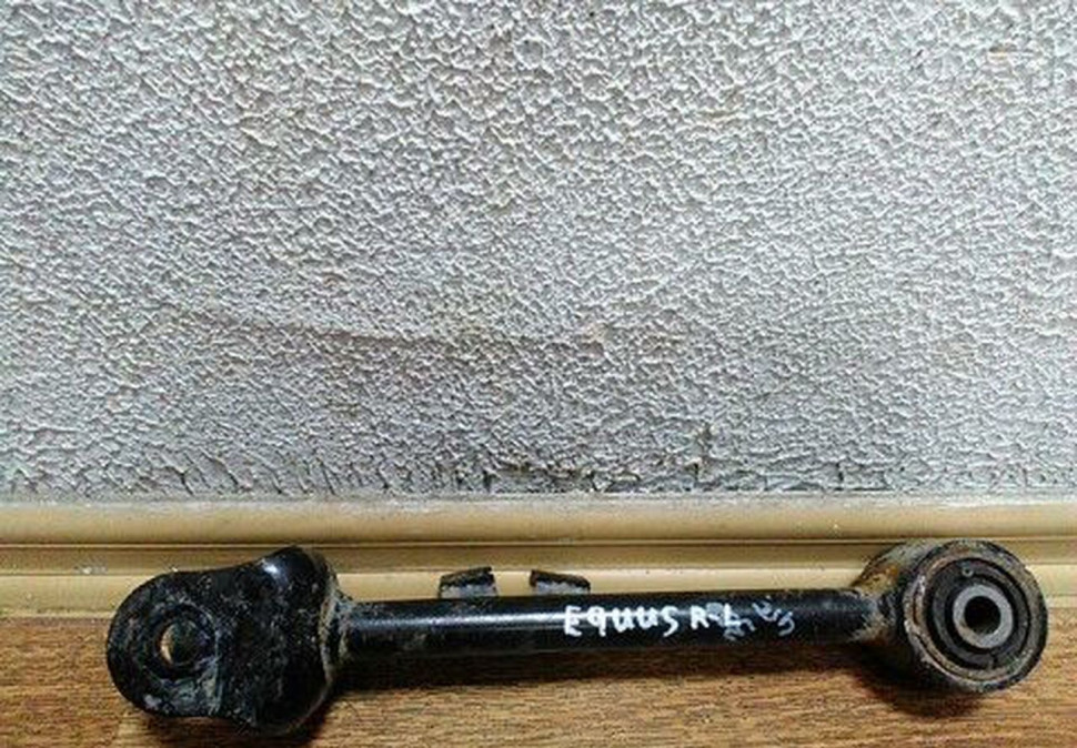 Рычаг продольный короткий задний левый Hyundai equus