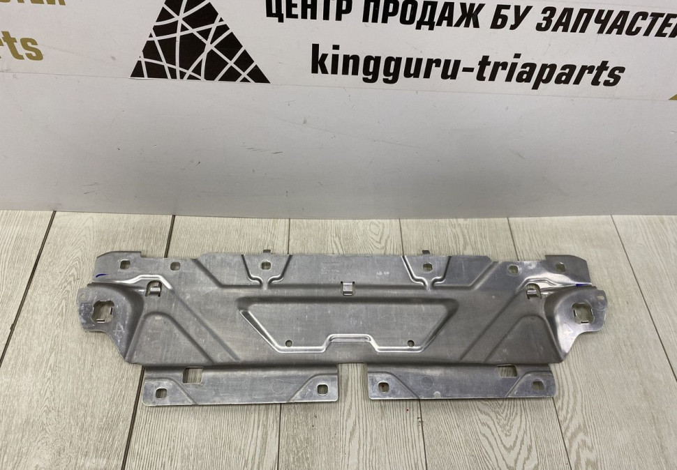 Накладка передней панели BMW 3 G20 OEM 51647422287