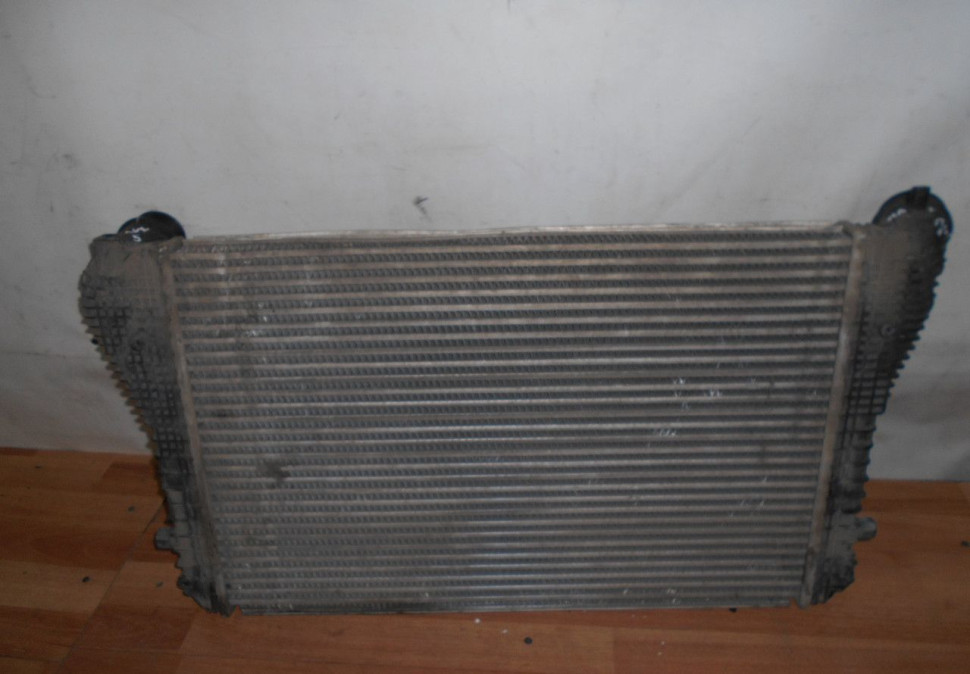 Интеркулер Volkswagen Passat b6