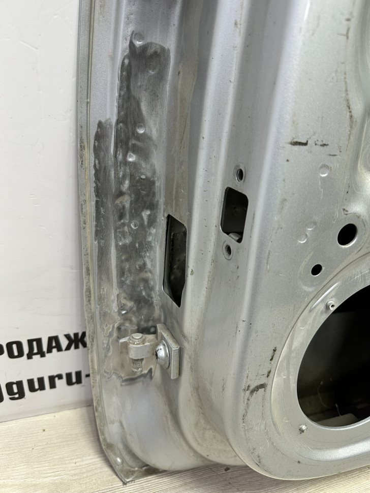 Дверь передняя правая бу Skoda Rapid OEM 6RF831056D Дверь передняя правая бу Skoda Rapid OEM 6RF831056D