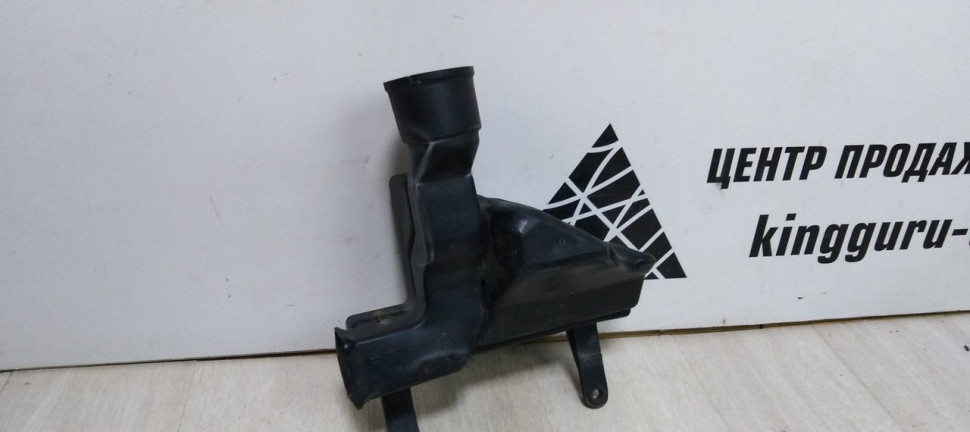 Крышка корпуса воздушного фильтра Hyundai Accent oem 2811122651 (скл-3)