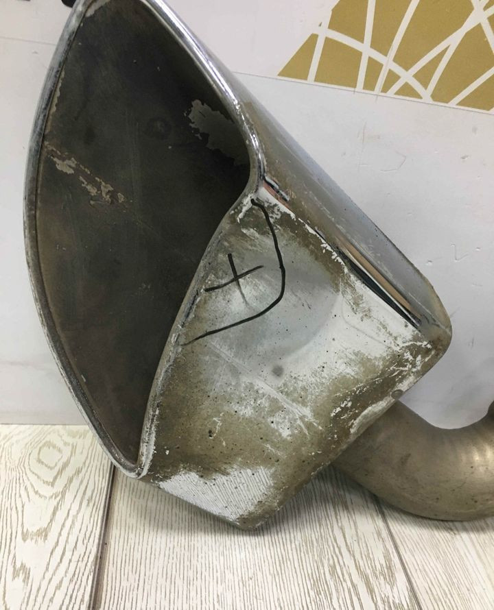 Насадка глушителя левая Volkswagen Touareg 2 NF 2010-2018 OEM 7P6253681 Насадка глушителя левая Volkswagen Touareg 2 NF 2010-2018 OEM 7P6253681