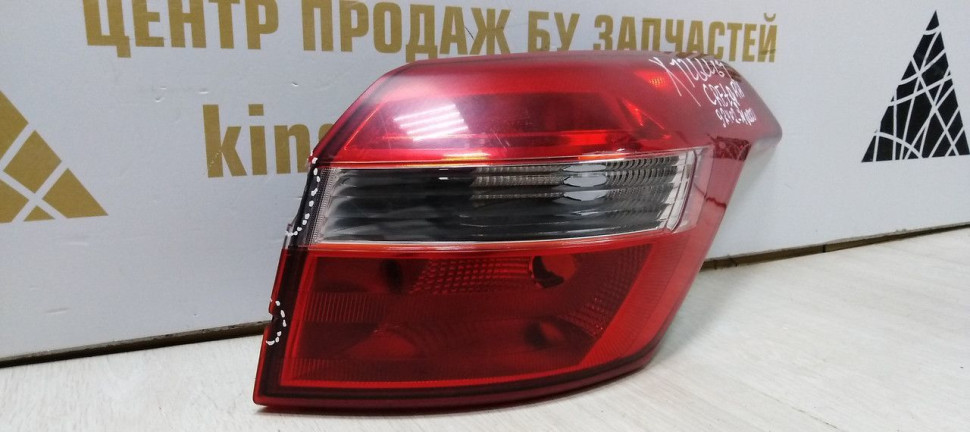 Фонарь правый внешний Hyundai Creta 2016> oem 92402M0000