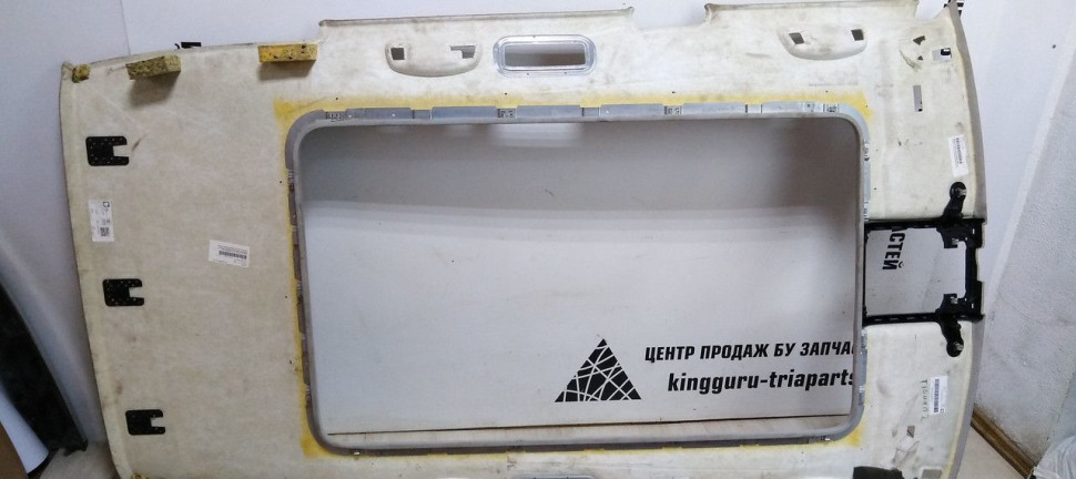 Обшивка потолка Volkswagen Tiguan 2 oem 5NA867501Q