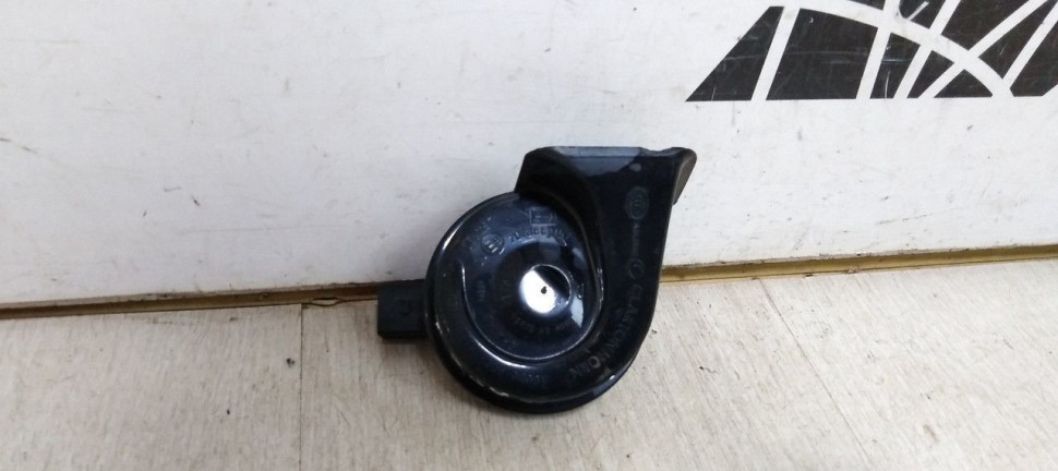 Звуковой сигнал Volkswagen Tiguan oem 5n0951223