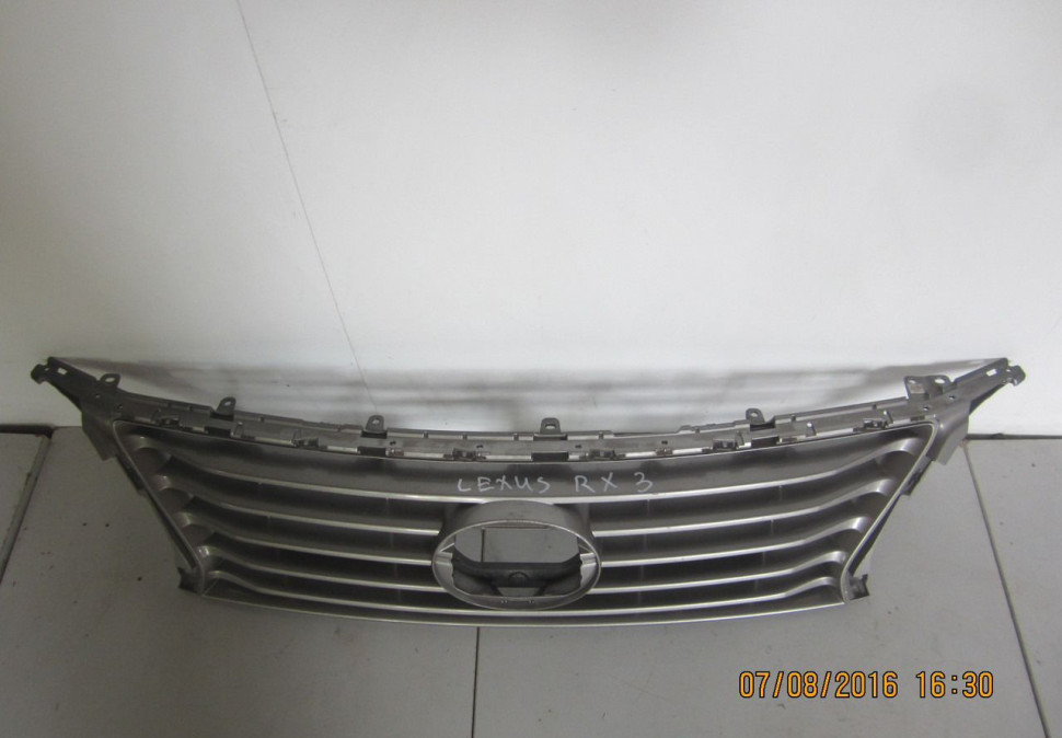 Решетка радиатора Lexus RX 3 07-13г (Скл-3)
