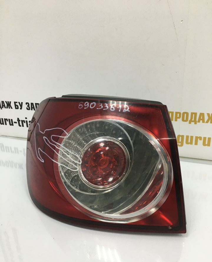 Фонарь левый Volkswagen Golf Plus 2 2009 OEM 5M0945095R Фонарь левый Volkswagen Golf Plus 2 2009 OEM 5M0945095R