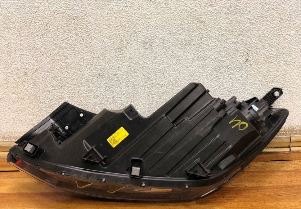 Фара правая LED Hyundai Tucson 3 oem 92102d7700