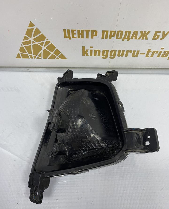 Противотуманная фара правая Hyundai Creta 2016 OEM 92208M0000 Противотуманная фара правая Hyundai Creta 2016 OEM 92208M0000