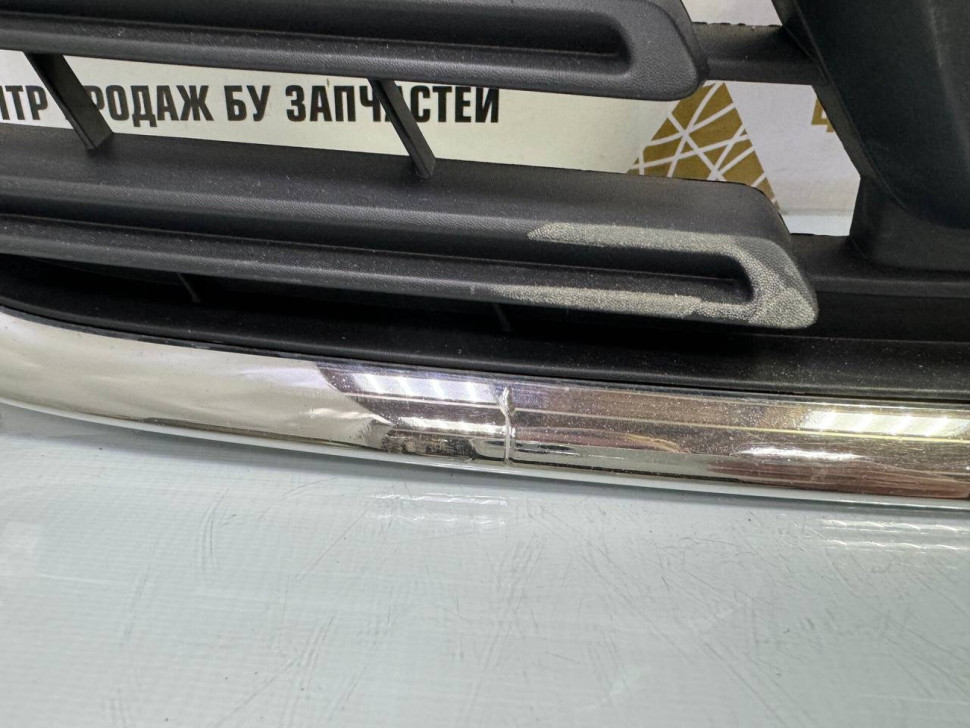 Решетка радиатора Renault Logan 2 рестайлинг OEM 623105887R Решетка радиатора Renault Logan 2 рестайлинг OEM 623105887R