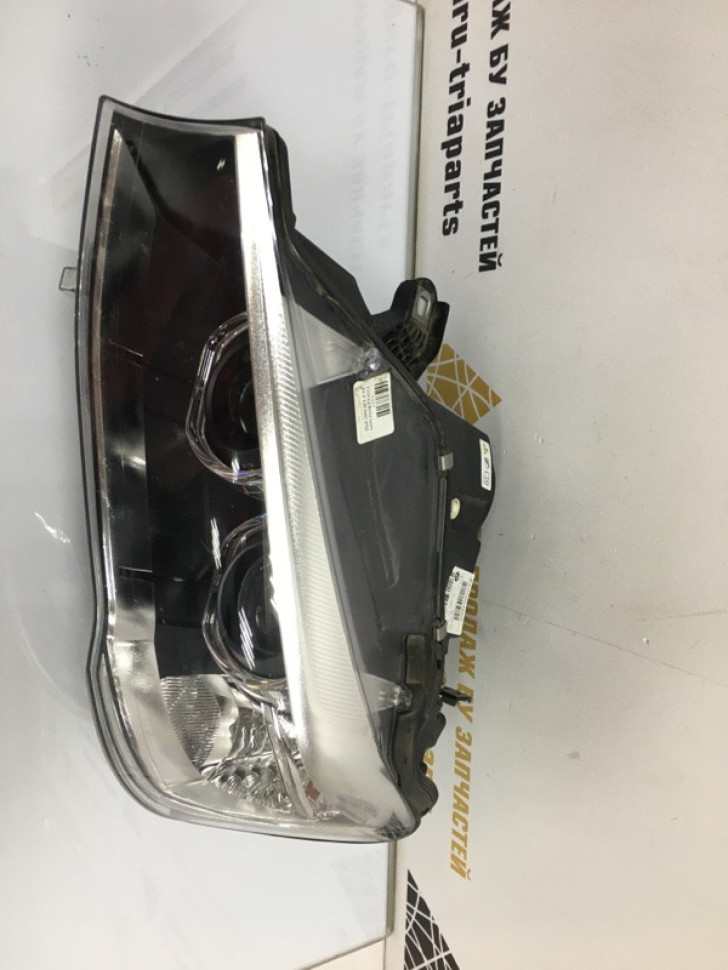 Фара ксенон левая BMW X3 F25 рестайлинг OEM 63117401131 7400017 Фара ксенон левая BMW X3 F25 рестайлинг OEM 63117401131 7400017