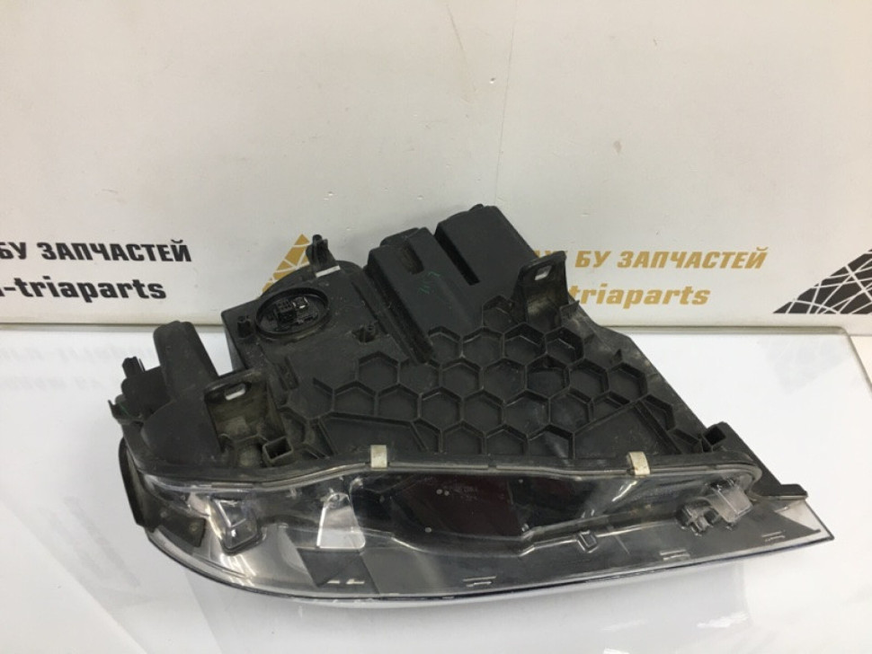 Фара ксенон левая BMW X3 F25 рестайлинг OEM 63117401131 7400017 Фара ксенон левая BMW X3 F25 рестайлинг OEM 63117401131 7400017