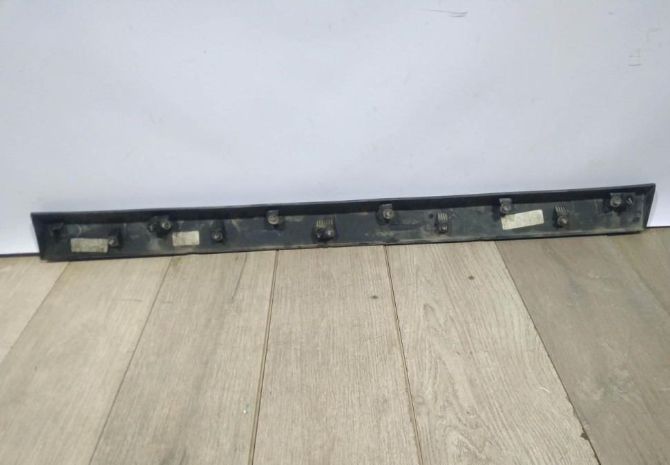 Молдинг двери передний левый бу BMW X3 G01 OEM 51137388225