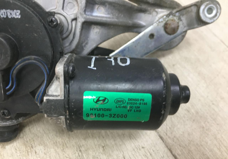 Трапеция стеклоочистителя в сборе Hyundai I40 oem 981003Z000