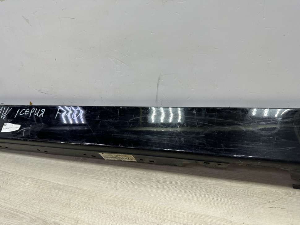 Накладка порога левая BMW 1 series F20 OEM 51777293554