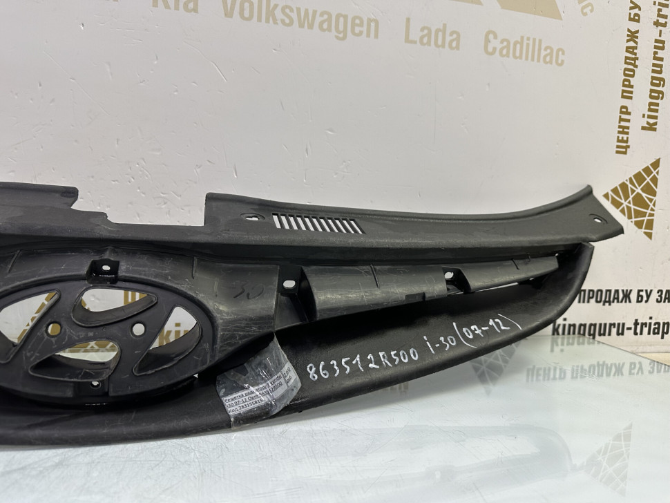 Решетка радиатора Hyundai i30 1 рестайлинг 2010 OEM 863512R500 Решетка радиатора Hyundai i30 1 рестайлинг 2010 OEM 863512R500