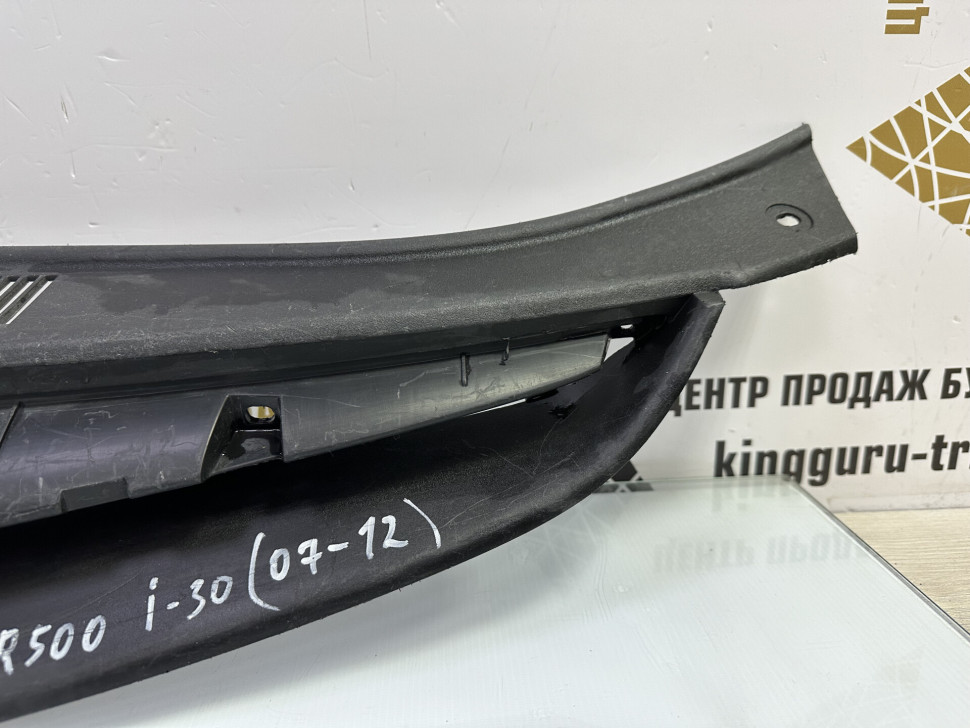 Решетка радиатора Hyundai i30 1 рестайлинг 2010 OEM 863512R500 Решетка радиатора Hyundai i30 1 рестайлинг 2010 OEM 863512R500