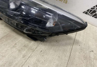 Фара левая Renault Kaptur OEM 260609268R