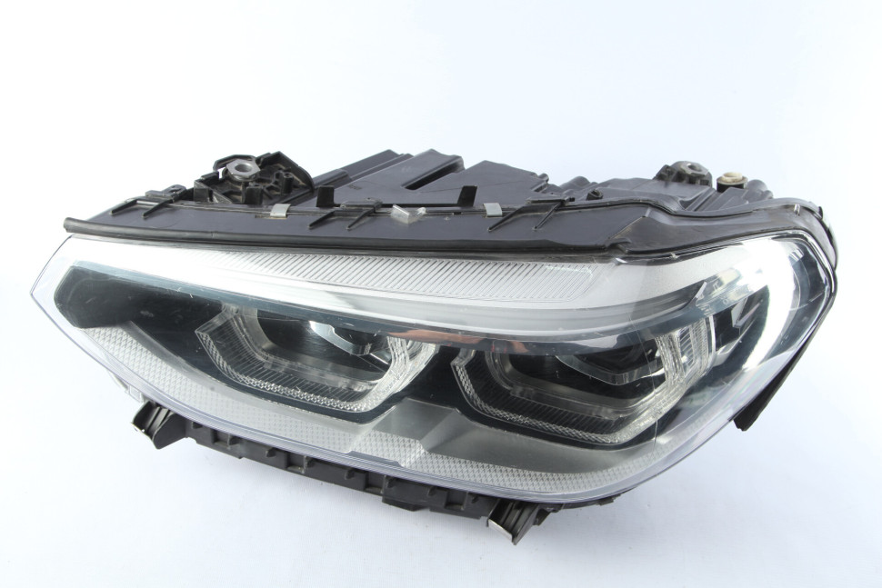 Фара ЛЭД LED адаптив левая BMW X3 G01 OEM 63117466125