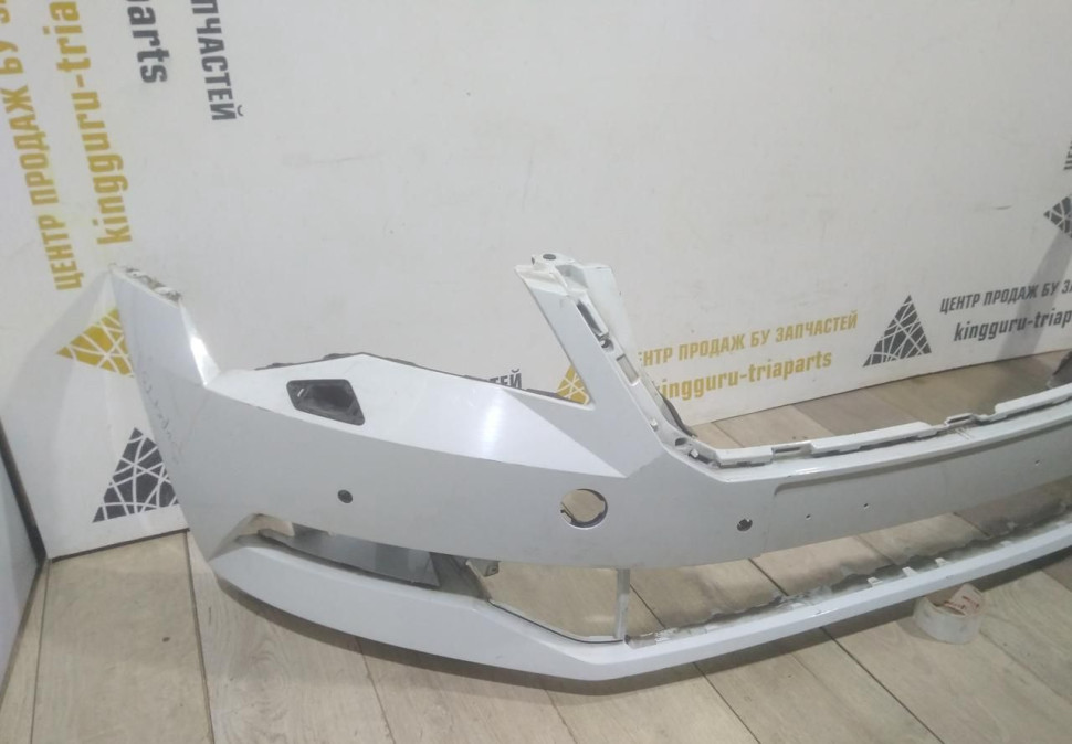 Бампер передний бу Skoda Superb 3 OEM 3V0807221