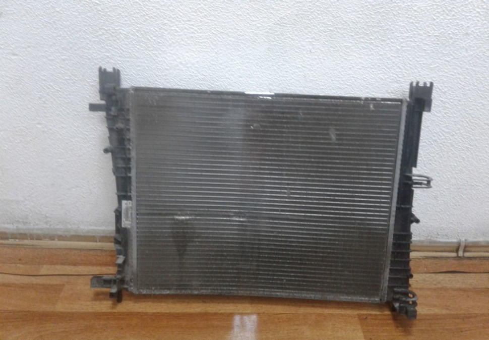 Радиатор охлаждения Lada Largus oem 214107888 (скл-3) Радиатор охлаждения Lada Largus oem 214107888 (скл-3)