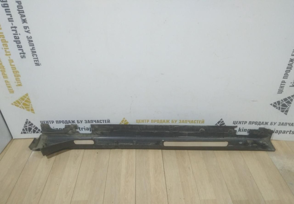 Порог правый бу Mini Cooper F55 OEM 51777315524 Порог правый бу Mini Cooper F55 OEM 51777315524