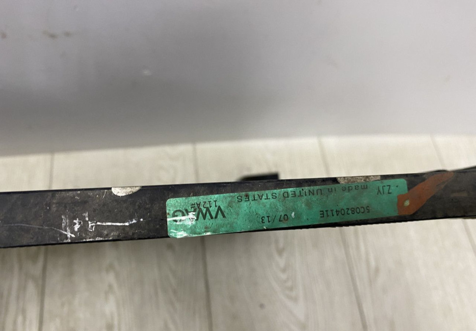 Радиатор кондиционера Volkswagen Jetta 6 2011-2018 oem 5C0820411E Радиатор кондиционера Volkswagen Jetta 6 2011-2018 oem 5C0820411E