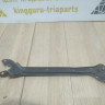 Кронштейн передней панели правый бу Skoda Superb 3 OEM 3V0806930