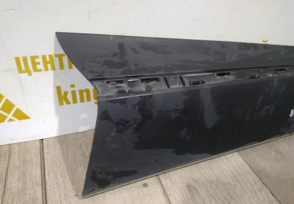Молдинг двери передний правый бу Renault Kaptur OEM 808204078R