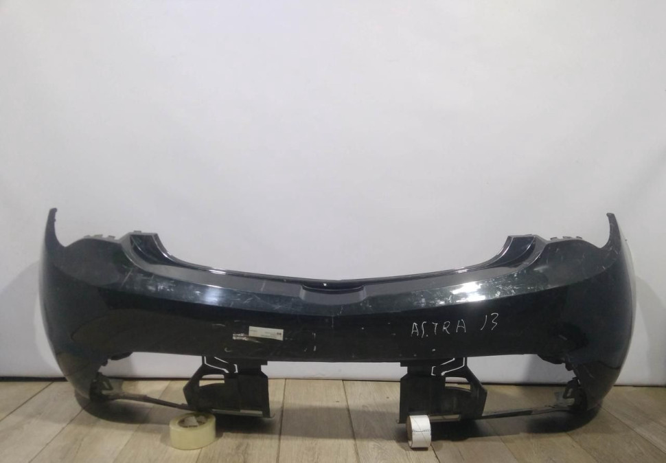 Бампер задний Opel Astra J3 OEM 13266075