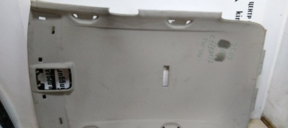 Обшивка крыши потолка Volkswagen Tiguan 1 oem 5N0867501DL