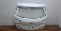 Крышка багажника Hyundai Creta oem 73700M0000 (вмятина) скл-3