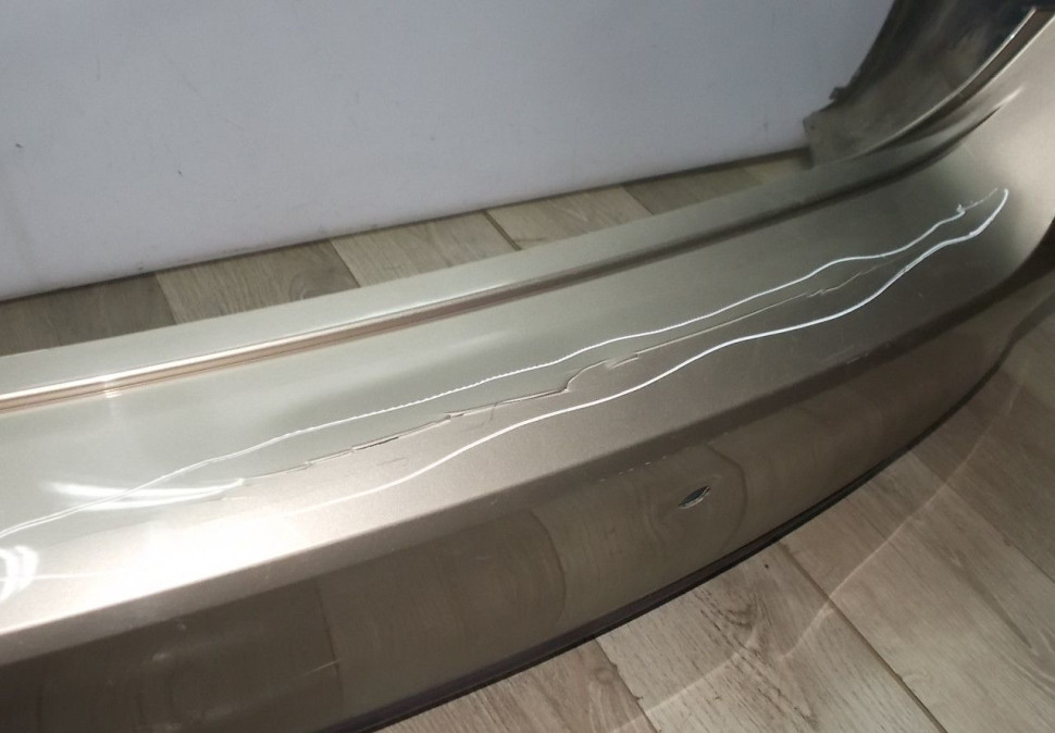 Бампер задний бу Skoda Rapid OEM 60U807421B (В)