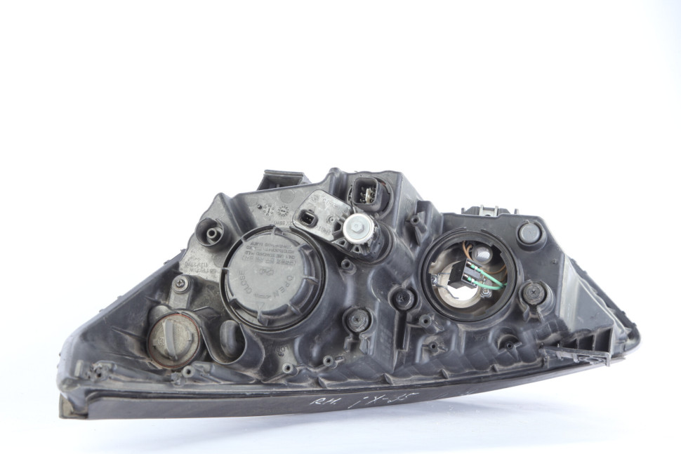 Фара правая Hundai IX35 2010 OEM 921022Y000 Фара правая Hundai IX35 2010 OEM 921022Y000