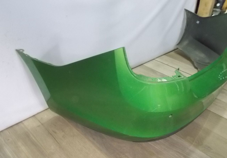 Бампер задний бу Skoda Rapid OEM 60U807421B