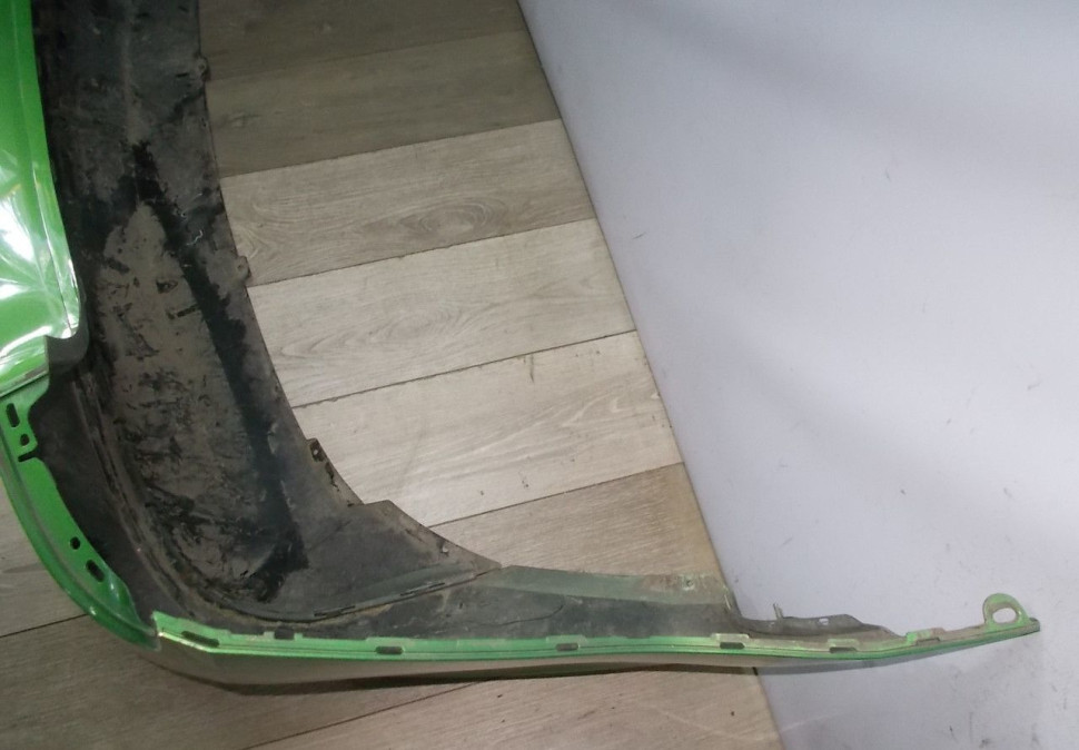 Бампер задний бу Skoda Rapid OEM 60U807421B