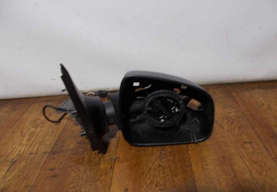 Корпус зеркала правый бу Renault Logan 2 OEM 963016591R