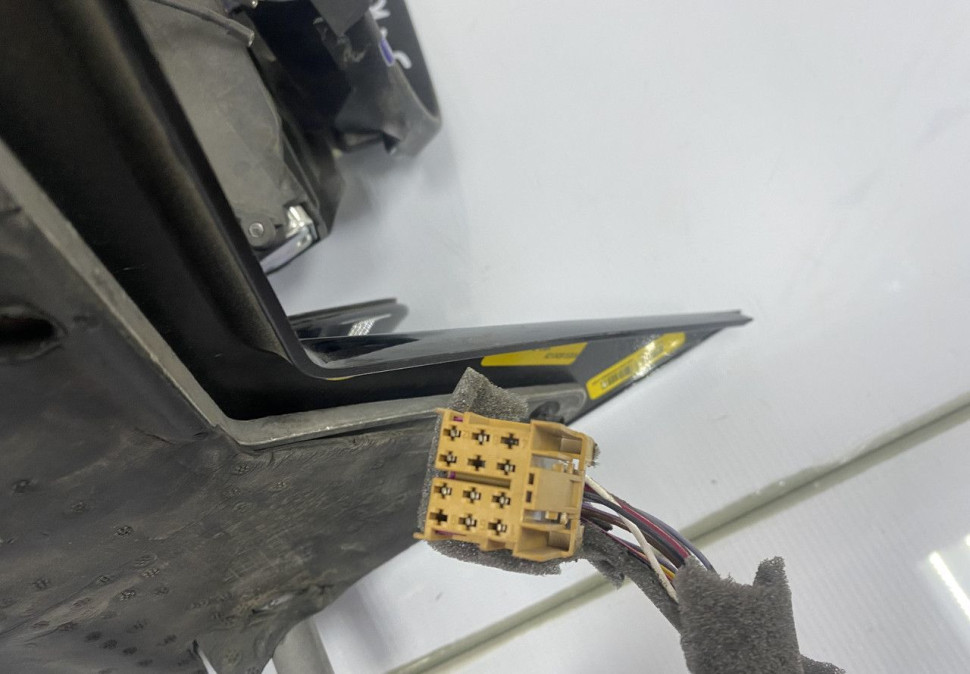 Зеркало правое 9К Volkswagen Transporter T5 T6 2009 oem 7L1857502K