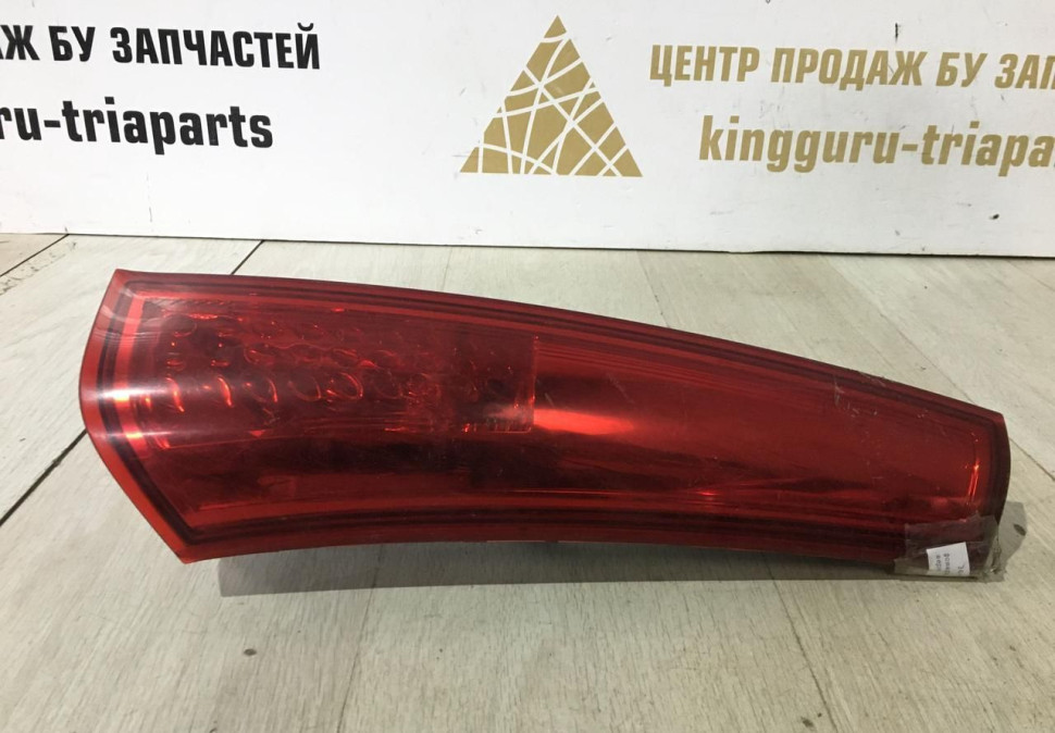 Фонарь правый верхний Kia Ceed 1 универсал 2006-2012 oem 924041H300