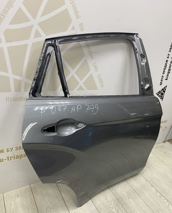 Дверь задняя правая BMW X6 F16 OEM 41517386744 Дверь задняя правая BMW X6 F16 OEM 41517386744